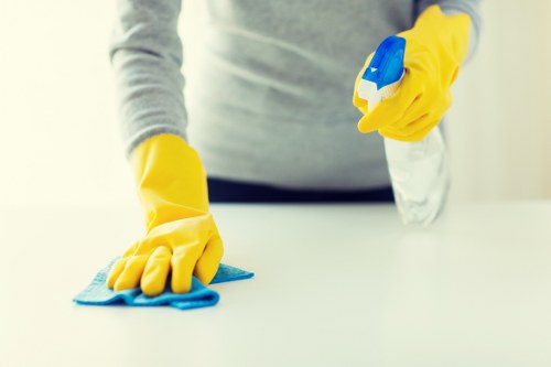 End of tenancy kitchen and bathroom cleaning in Lambeth